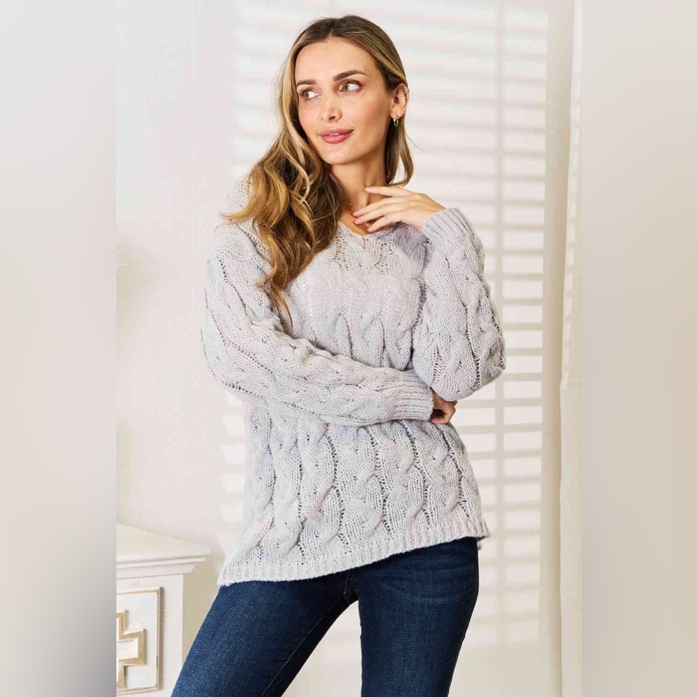 NEW**-Woven Right Cable-Knit Hooded Sweater OFFERS WELCOME